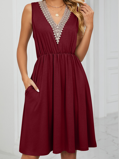 Solid Color V-Neck Lace Stitching Sleeveless Pocket Waist Dress
