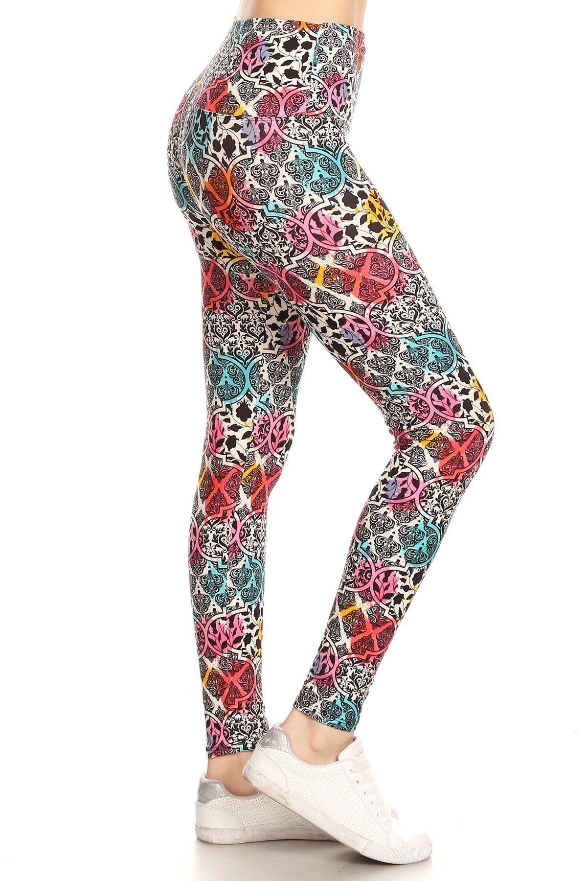Long Yoga Style Banded Lined Damask Pattern Printed Knit Legging With High Waist